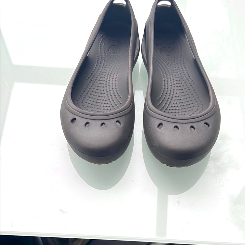 CROCS Black Flats with Decorative Perforations